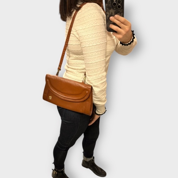 Vintage 1970s Pierre Cardin Paris Brown Leather Handbag / Shoulder Bag - Picture 2 of 7